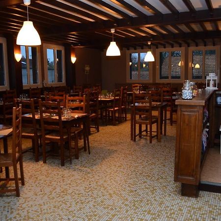 Готель Auberge Du Lac Marcilly-sur-Tille Екстер'єр фото